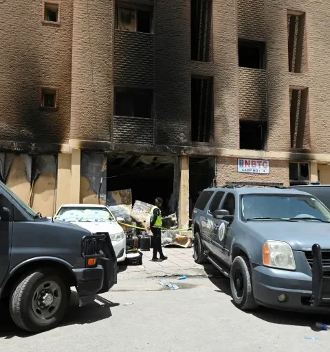 2024-06-12T091920Z_1614488654_RC2J98AQ0Q03_RTRMADP_3_KUWAIT-FIRE-1718187701